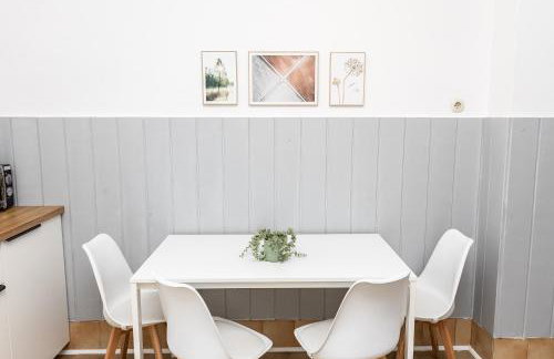 CosyHomes24 - Centrally with top traffic connection and balcony - UN01 - Foto 14