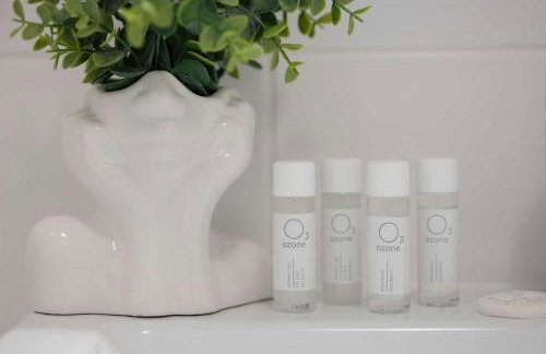 Stylish Apartment in Browary Warszawskie with Air Conditioning & Parking by Noclegi Renters - Foto 17