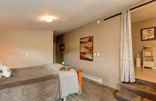 Cozy Guesthouse with view from large deck - Foto 7