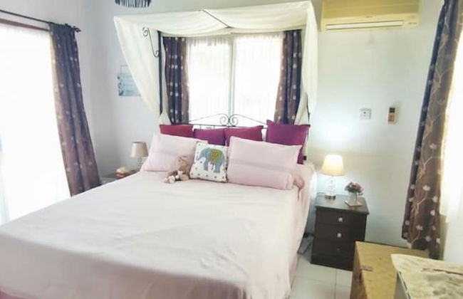 Villa - Private Pool, Free Parking & pet Friendly - Foto 9