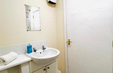 Charming, Cosy Escape with Quick Access to Glasgow - Foto 13