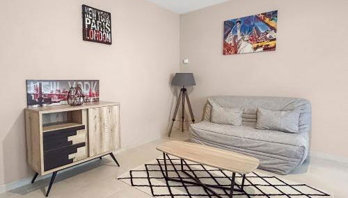 Maison Au Calme à 5min du Futuroscope - Foto 3