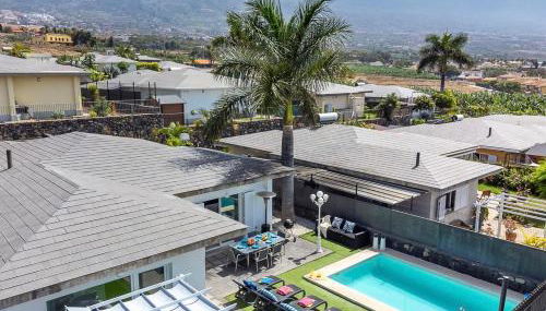 Holiday Home PISCINA PRIVADA CLIMATIZADA Teide Views, BBQ - Foto 2