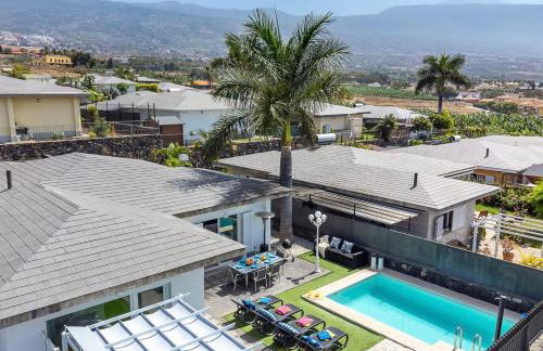 Holiday Home PISCINA PRIVADA CLIMATIZADA Teide Views, BBQ - Foto 2