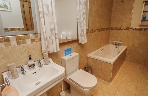 High Hemmel House - Foto 15