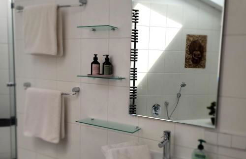 Helle gemütliche DG Wohnung, 88qm, klimatisiert - Foto 14