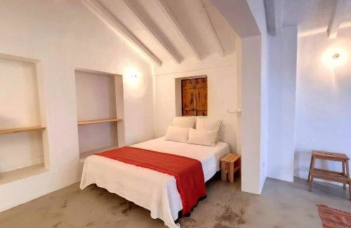 Casa Típica com Pátio e Tanque - Foto 3