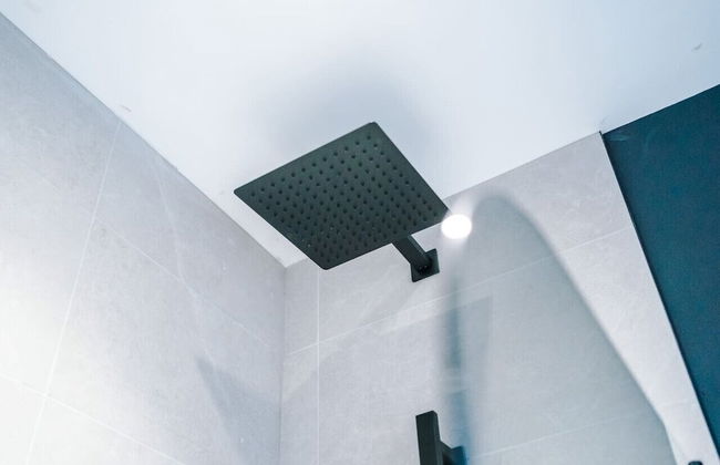 Salford Sanctuary 5 Bed House - Foto 40