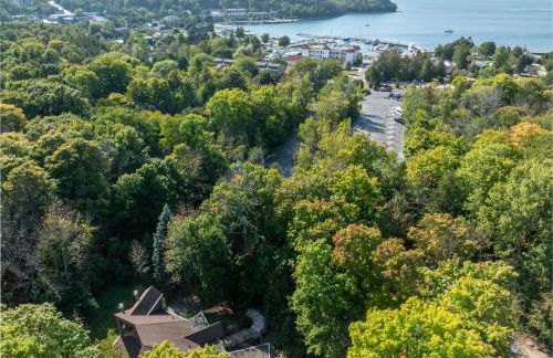 Modern Home Walk to Downtown, Hot Tub & GameRoom - Foto 66