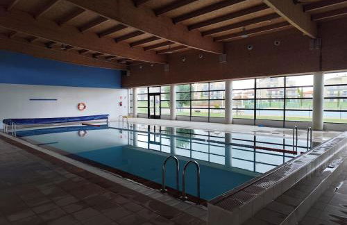 Unifamiliar con jardín, piscina, tenis y pádel - Foto 37