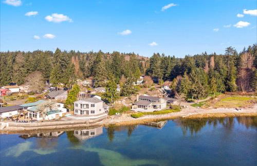 Belfair Beach House - Photo 26