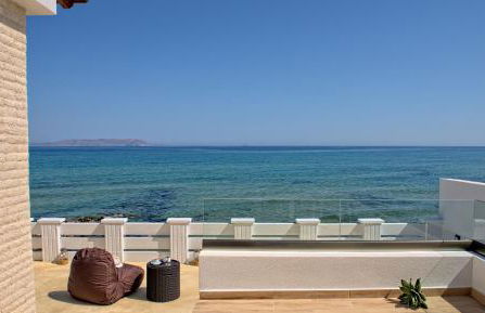 Seashell an Elegant Seafront Villa - Foto 63