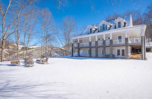 Sullivan Farm at Helton Creek - Fire Pit - Foosball - Fireplace - Photo 1