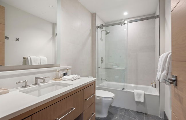 Snowmass Lux Getaway by Snowmass Vacations - Photo 3