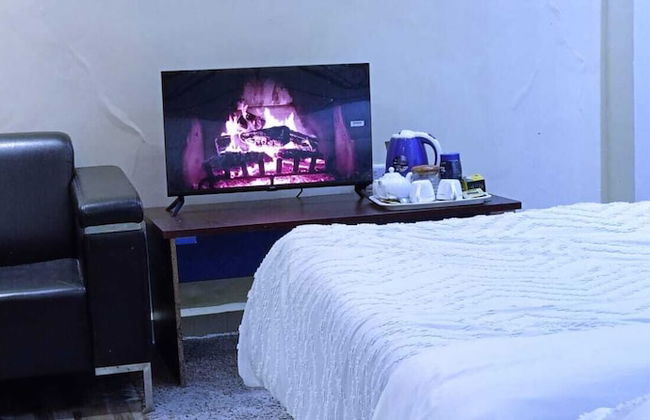 Redhill Cliff Complex - Foto 15