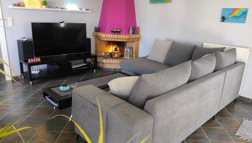 GoAtAndros Superior Two-Bedroom Apartment with Grand Terrace - Photo 4