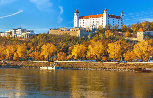 Excursión a Bratislava con regreso en barco - Foto 2