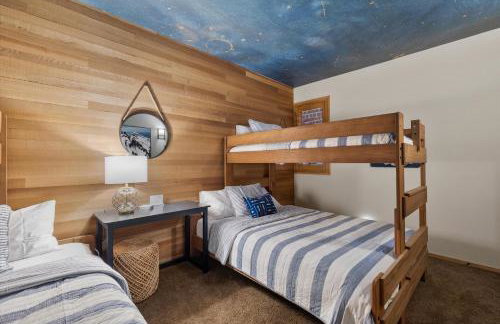 Treehouse Cabin Hot Tub Sauna Game Room - Foto 49