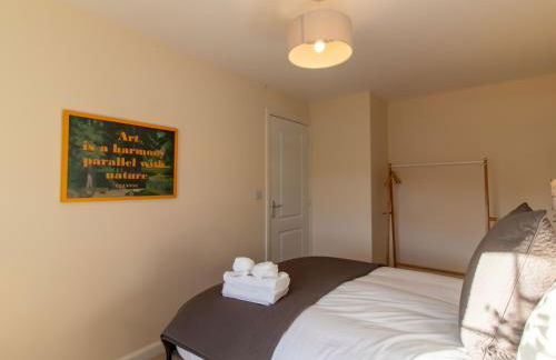 Charming 4-Bedroom Home in the Heart of Coxhoe - Pass the Keys - Foto 20