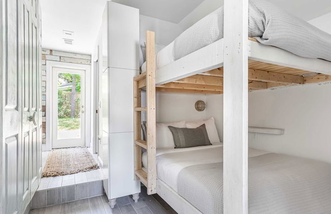 Cast Away by Avantstay Stunning Modern Home Near Beach w/ Two Kitchens - Foto 35