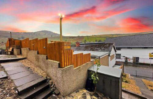 Kinky Kabin w Hot Tub, Sauna and Rooftop Garden - Foto 34