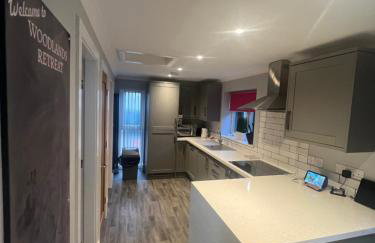 Luxury Woodlands Retreat, Countryside By The Coast - Photo 8