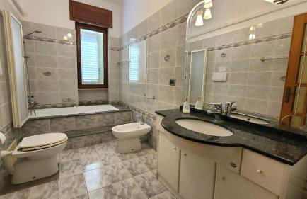 Casa Zara Appartamenti con patio e BBQ, a pochi minuti dal mare - Foto 23