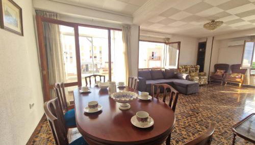 Large Family Flat with Lift - Perfect for Long-Term Stays - Foto 1