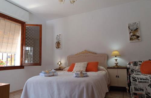 Agradable casa con zona de relax y aparcamiento - Foto 15