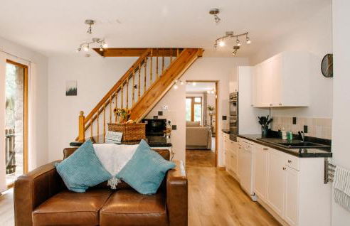 Holly Cottage, 2 bed house, sleeps 6 - Photo 2