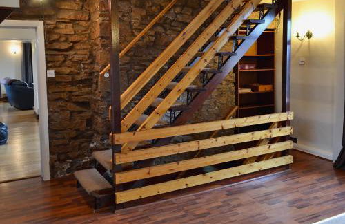 Wood Cottage - Photo 6