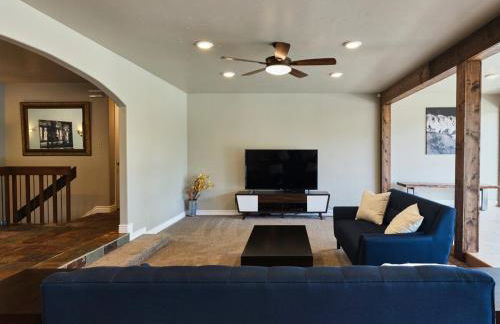 Amazing Views, Amazing Modern Broadmoor Home - Foto 22