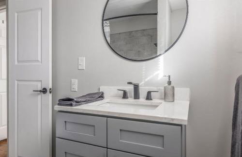 Renovated 2 BDR Garage KC Charm - Foto 16