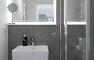 Limehome Köln Friesenplatz - Digital Access - Foto 102