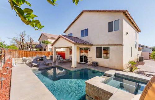 The Desert Jewel Pool Spa And Coachella Retreat - Photo 3