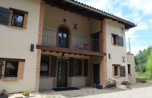 LAMIELLE grande maison restaurée aux portes du Quercy - Foto 1