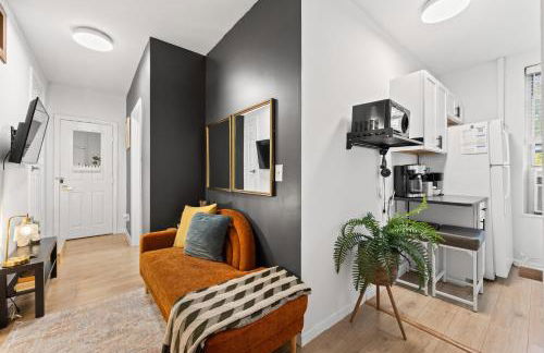 Convenient 2BR - Walking distance to Times Square - Foto 8