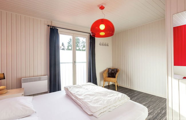 Boutique Chalet in Büllingen near Lake - Photo 5