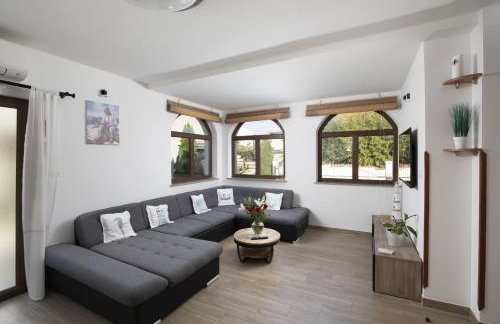 Captain Villa 2 km to the beach - Foto 26