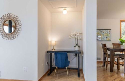 Fall Colors Getaway Walk to Downtown & Ferry - Foto 10