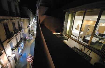 Big Terrace in private Loft on San Francisco street - Photo 11