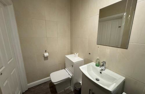 Omega Apartment - 3 Bedrooms - Sleeps 5 - Foto 6