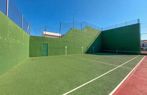 2 Bedroom Stunning Home In Almazora - Foto 15