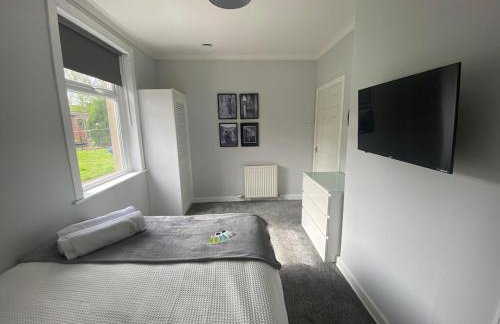 3BR Sleeps 6 Free Parking Near Glasgow City - Foto 19