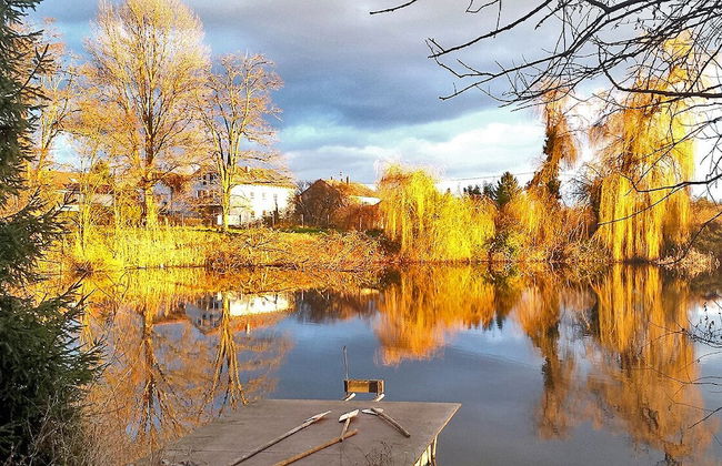 Ferienwohnung mit Terrasse und Privatsee - Foto 1