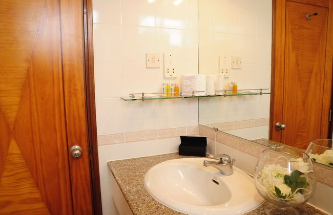 Riverside Serviced Apartments - Foto 12