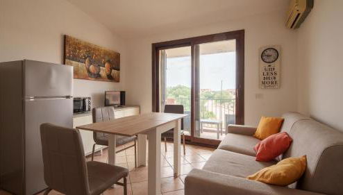 Ermosa - Photo 1, Other