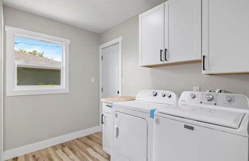 Salty Sunrise by Distinctive Beach Rentals - Foto 37