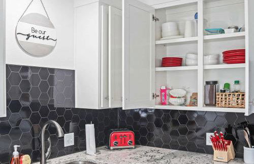 MTB Haven Minutes to Coler and Downtown - Foto 8