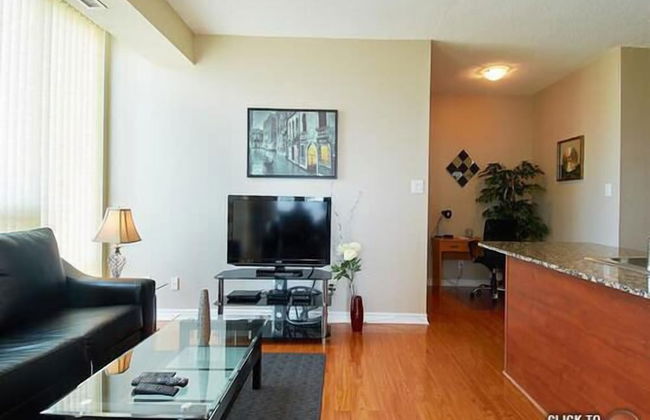 WhiteHall Suites - Mississauga - Photo 16